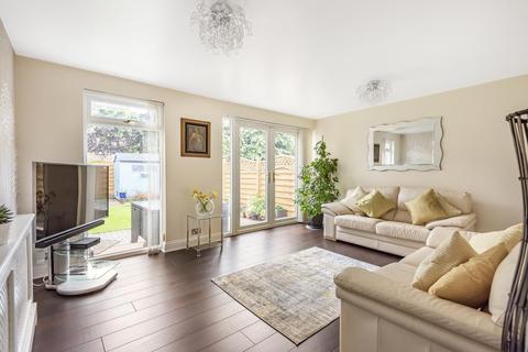 20e Malling Way, Bromley, BR2 7PJ