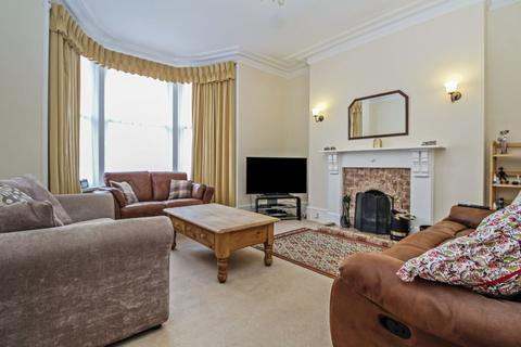 4 bedroom flat for sale, 33 Murray Terrace, Aberdeen, AB11 7SA