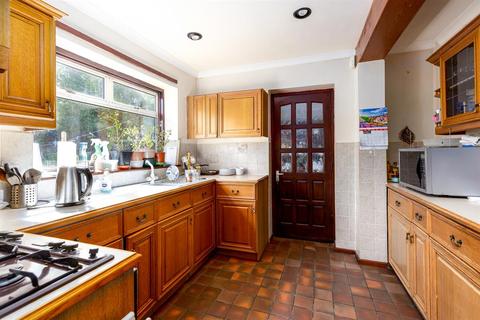 38 Farndale Crescent, Greenford, UB6 9LN