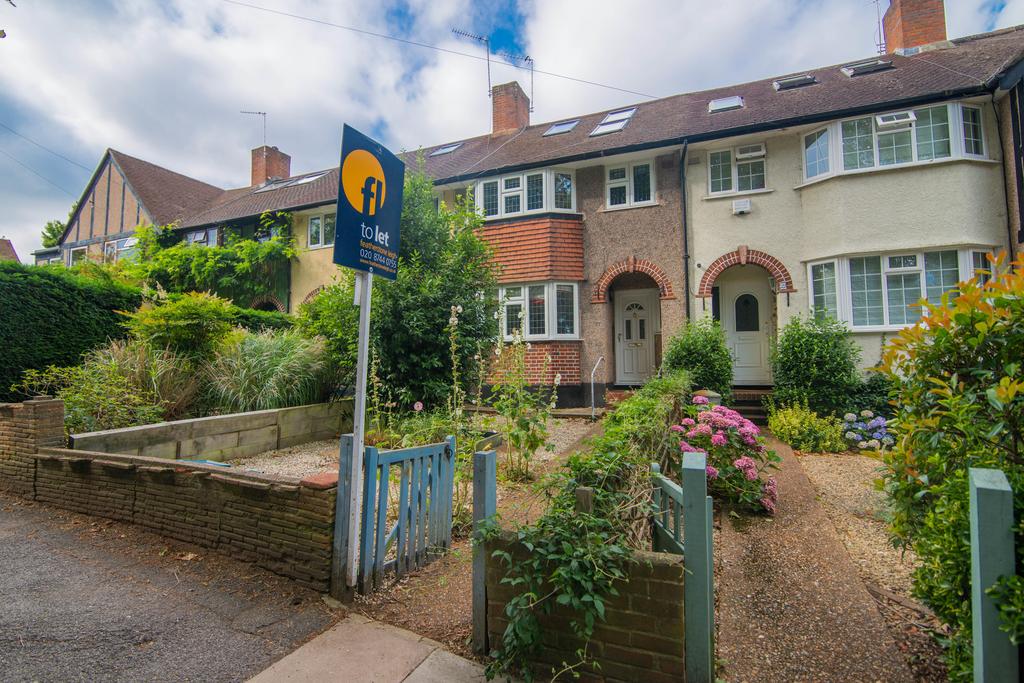 Mill Road, Twickenham, MIDDLESEX, UK, TW2 4 bed house £2,500 pcm (£