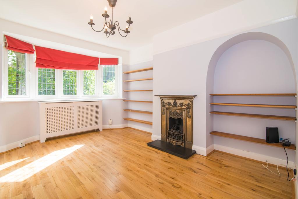 Mill Road, Twickenham, MIDDLESEX, UK, TW2 4 bed house £2,500 pcm (£577 pw)