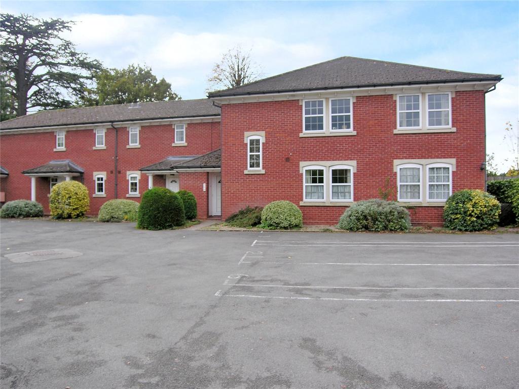 Summerfield House, Summerfield Lane... 1 bed flat £460 pcm (£106 pw)