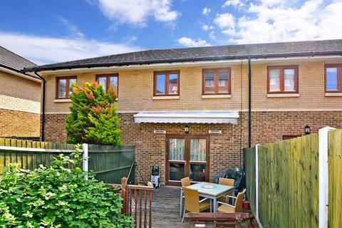 21 Montgomery Close, Gravesend, DA12 5NR