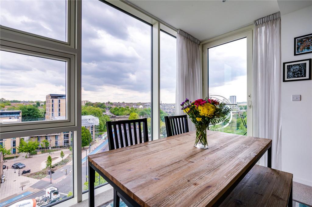 Trafalgar House, Juniper Drive, London 2 bed flat £565,000