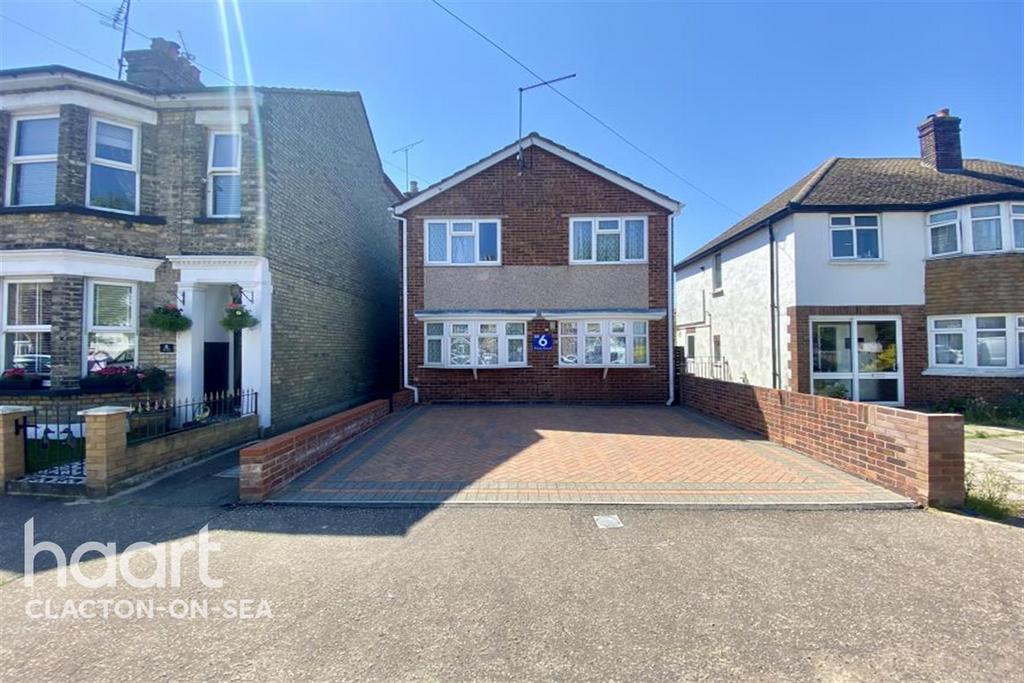 Eton Road, Clacton 4 bed detached house to rent £1,400 pcm (£323 pw)