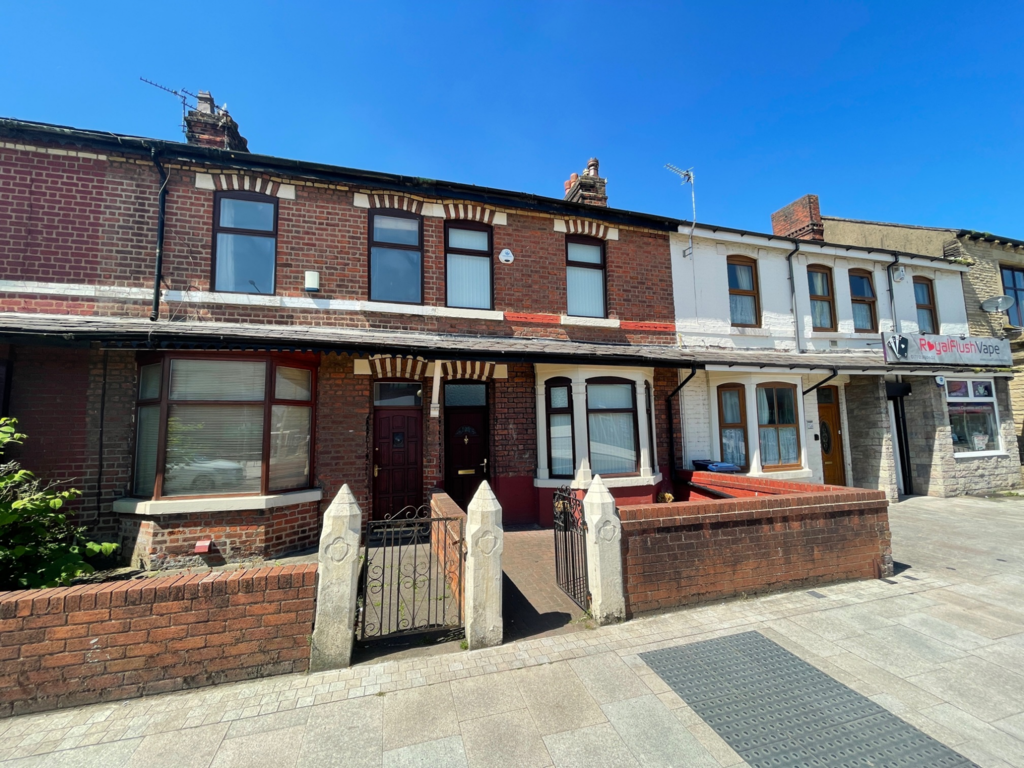 Station Road, Bamber Bridge, PR5 3 bed terraced house £650 pcm (£150 pw)