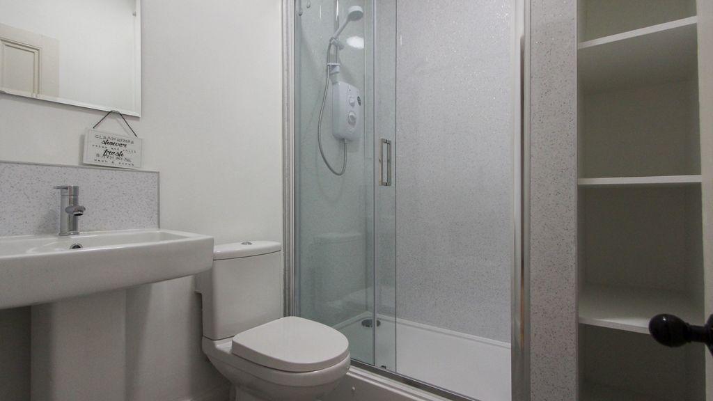 Bathroom (Shower Room)