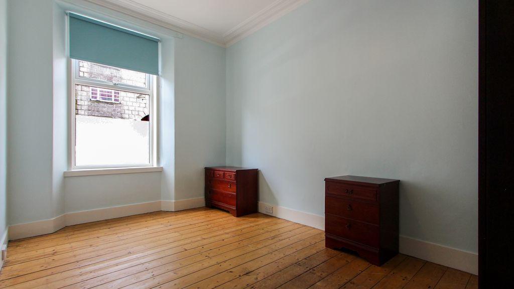 Bedroom 1 (Double)