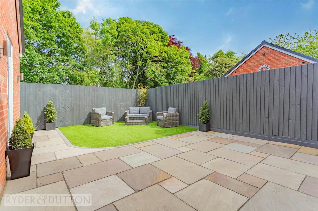 East Church Way, Heywood, Greater Manchester, OL10 4 bed semidetached