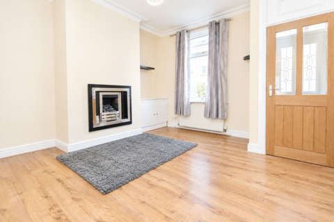 2 bedroom terraced house to rent, Elcho Street, Preston, PR1