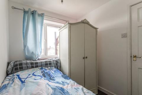 19 Coniston Road, Askern, Doncaster, DN6 0EH