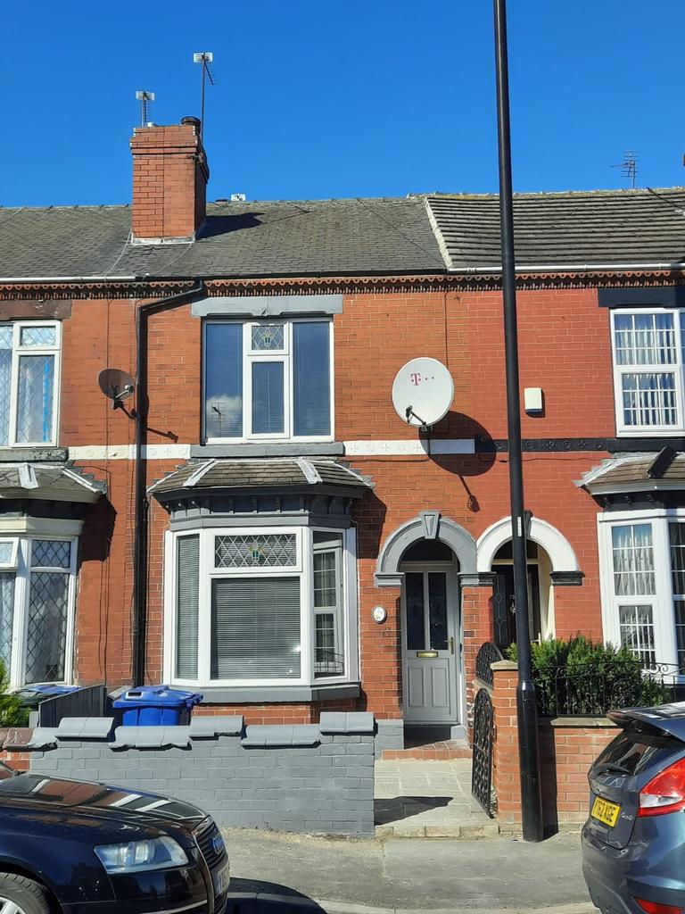 Hunt Lane, Doncaster, South Yorkshire, DN5 3 bed terraced house £100,000