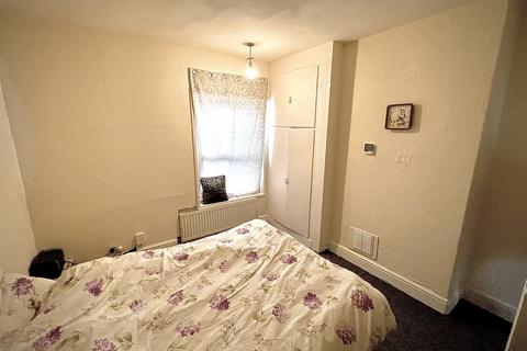 6 Hunt Lane, Doncaster, DN5 9SE