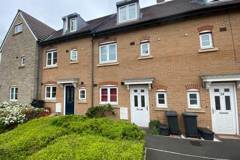 3 bedroom townhouse to rent, Strouds Close, Old Town, Swindon, SN3