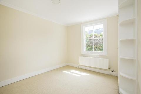 11 Weiss Road, London, SW15 1DH