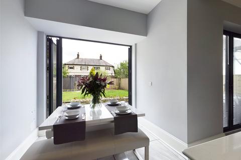 10 Cranbourne Road, Bradford, BD9 6BH