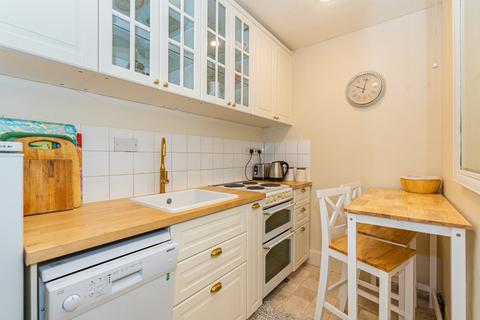 34 Broughton Place, Edinburgh, EH1 3RT