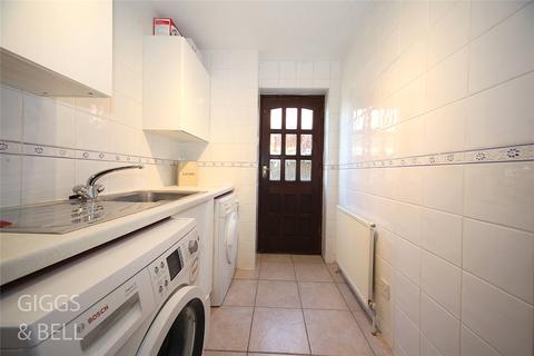 9 Clinton Avenue, Luton, LU2 7LT