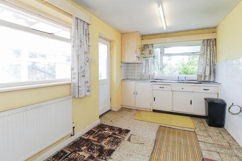 Fieldway Forest Lane, Wickham Common, Fareham, PO17 5DN