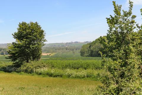 Fieldway Forest Lane, Wickham Common, Fareham, PO17 5DN