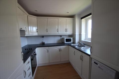 2 bedroom flat to rent, Godwin Close, Sewardstone Road , London, E4