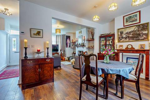 38 Buckingham Road, London, E15 1SP