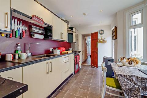 38 Buckingham Road, London, E15 1SP