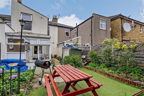 38 Buckingham Road, London, E15 1SP