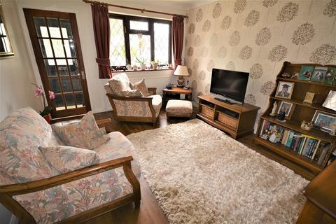 14 Jonquil Close, St Mellons, Cardiff, CF3 0JE