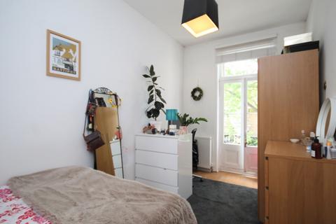 3 bedroom flat to rent, Aberdeen Park, Highbury, N5