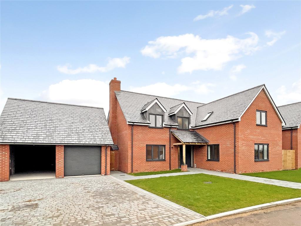 Birch Drive, Norton, Gloucester, GL2 5 bed detached house £715,000