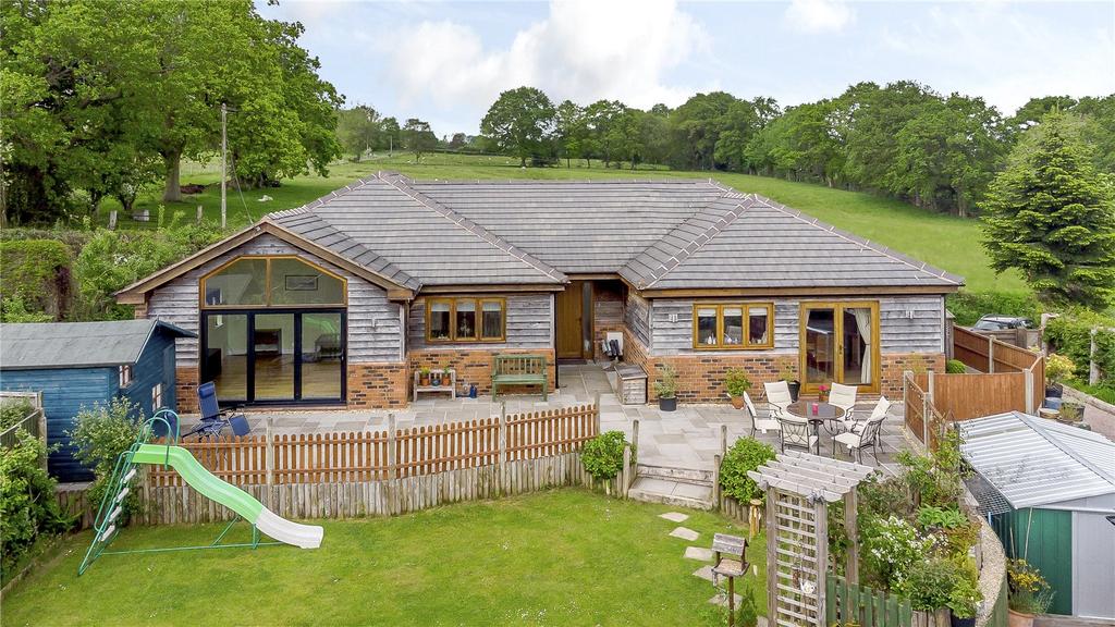 Cramer Gutter, Oreton, Kidderminster... 5 bed detached house £550,000