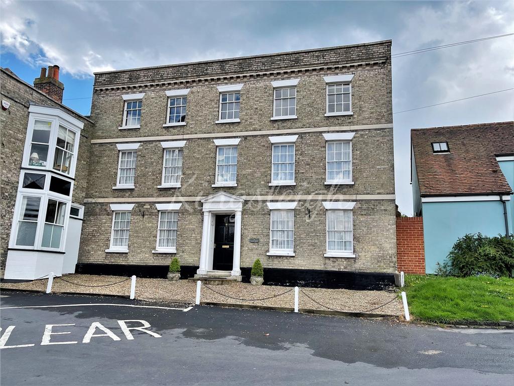 South Street, Manningtree, Essex, CO11 3 bed semidetached house £750,000