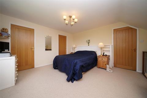 Pippins Broadway Road, Toddington, Cheltenham, GL54 5DS