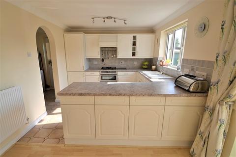6 Badgers Brook Rise, Ystradowen, Cowbridge, CF71 7TW