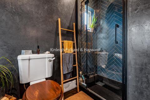 85 Newquay Road, London, SE6 2NW