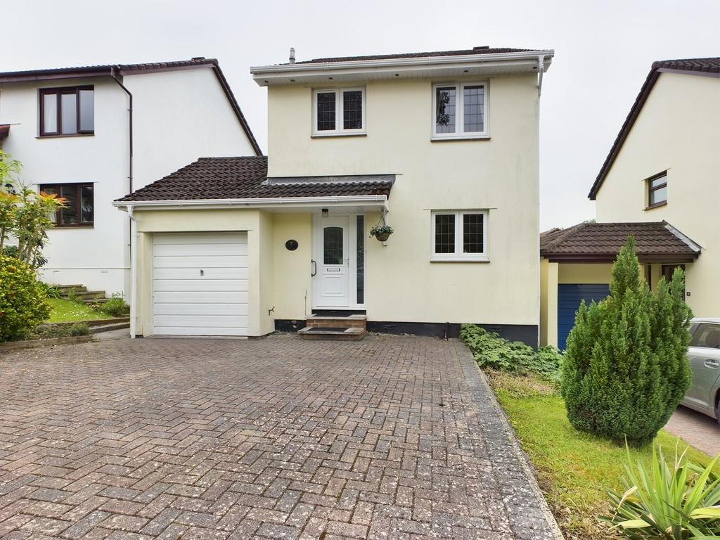 Lea Vale Road, Newton Abbot 3 bed detached house £315,000