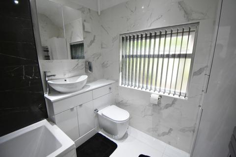 10 Burnaston Road, Hall Green, Birmingham, B28 8DJ