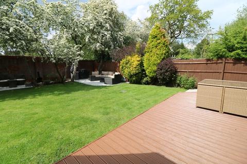 11 Brockhurst Lane, Shirley, Solihull, B90 1RG