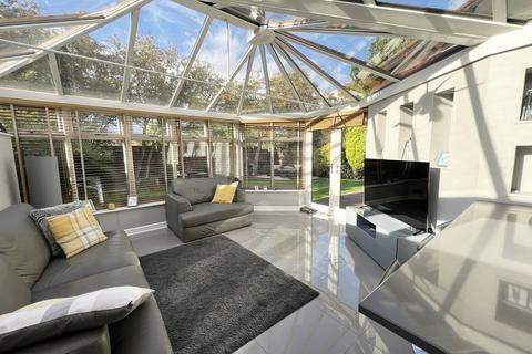 11 Brockhurst Lane, Shirley, Solihull, B90 1RG