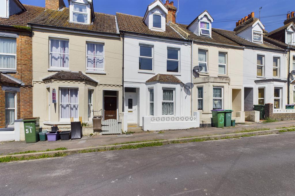 Marshall Street, Folkestone 3 bed terraced house £995 pcm (£230 pw)
