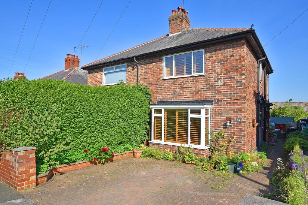 St John's Grove, Harrogate 3 bed semidetached house £200,000