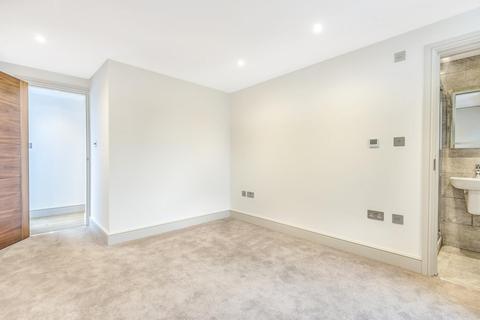 Flat 4, 1c Atheldene Road, London, SW18 3BN