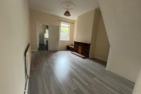 3 bedroom terraced house to rent, Wolverton Road, Leicester, LE3, West End