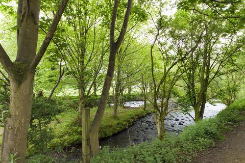 3 Oak View Road, Greenfield, Oldham, OL3 7EP