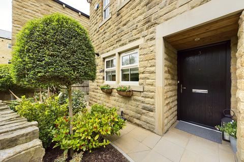 3 Oak View Road, Greenfield, Oldham, OL3 7EP