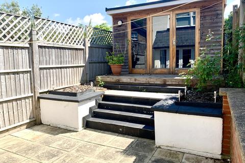 7c Victoria Road, Sutton, SM1 4RT