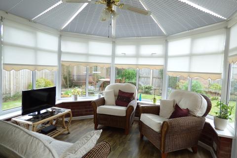 6 Bromstead Crescent, Stafford, ST16 1UQ