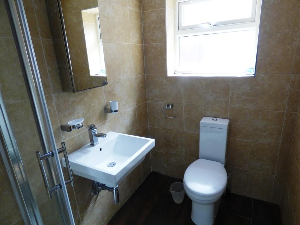 Groundfloor shower room