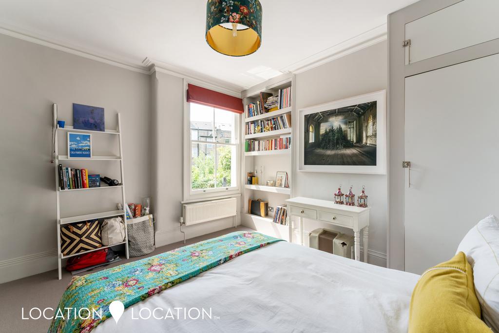 Clissold Crescent 04.jpg